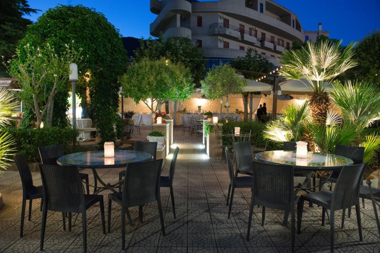 Hotel Parco Delle Rose 산 조반니 로톤도 외부 사진
